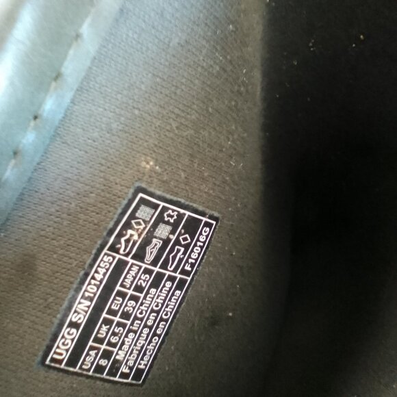 UGG Rain Boots - Picture 4 of 4